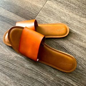 Cute comfy summer flip flops!